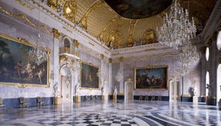 neues palais schloss saal