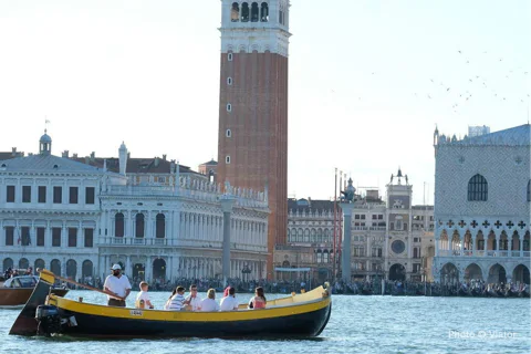 Venice Sunset Cruise by Typical Venetian Boat with Prosecco