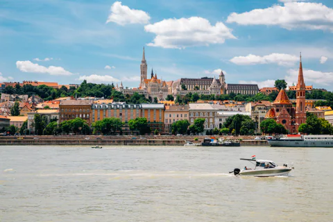Private wine tasting transfer from Budapest to Prague