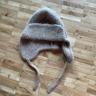 Tiny big sister bonnet