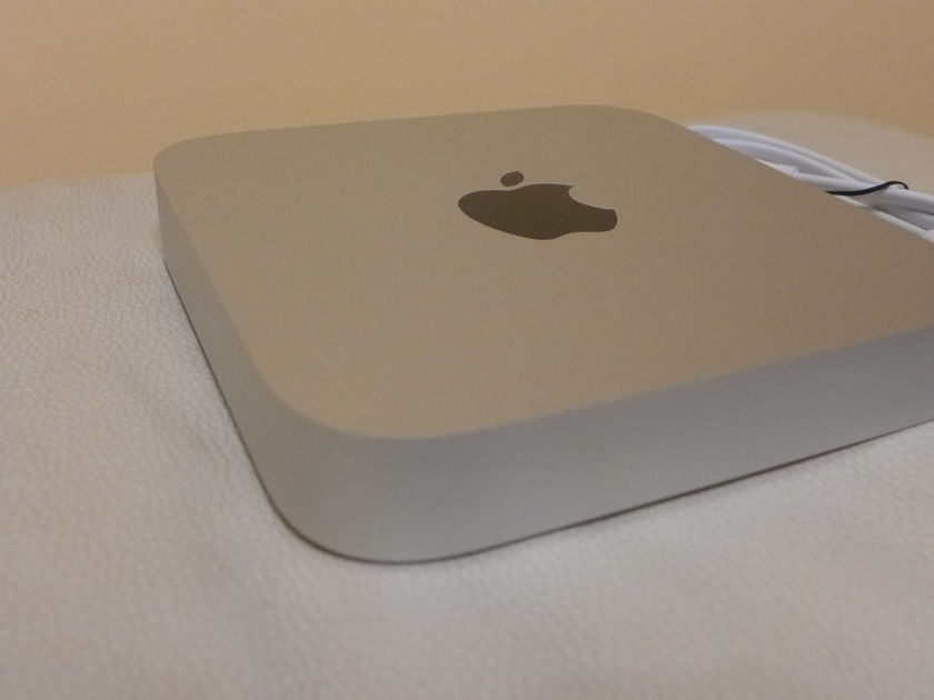 Apple Mac Mini i7 2.3GHz Quad Core (Late 2012) 16GB 250GB SSD