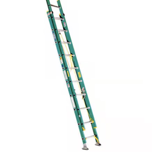 Werner 20 ft. H Fiberglass Extension Ladder Type II 225 lb. capacity