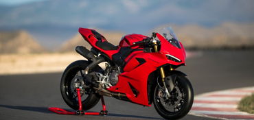 2025 DUCATI PANIGALE V2 S motorcycle for rent near Encino, CA