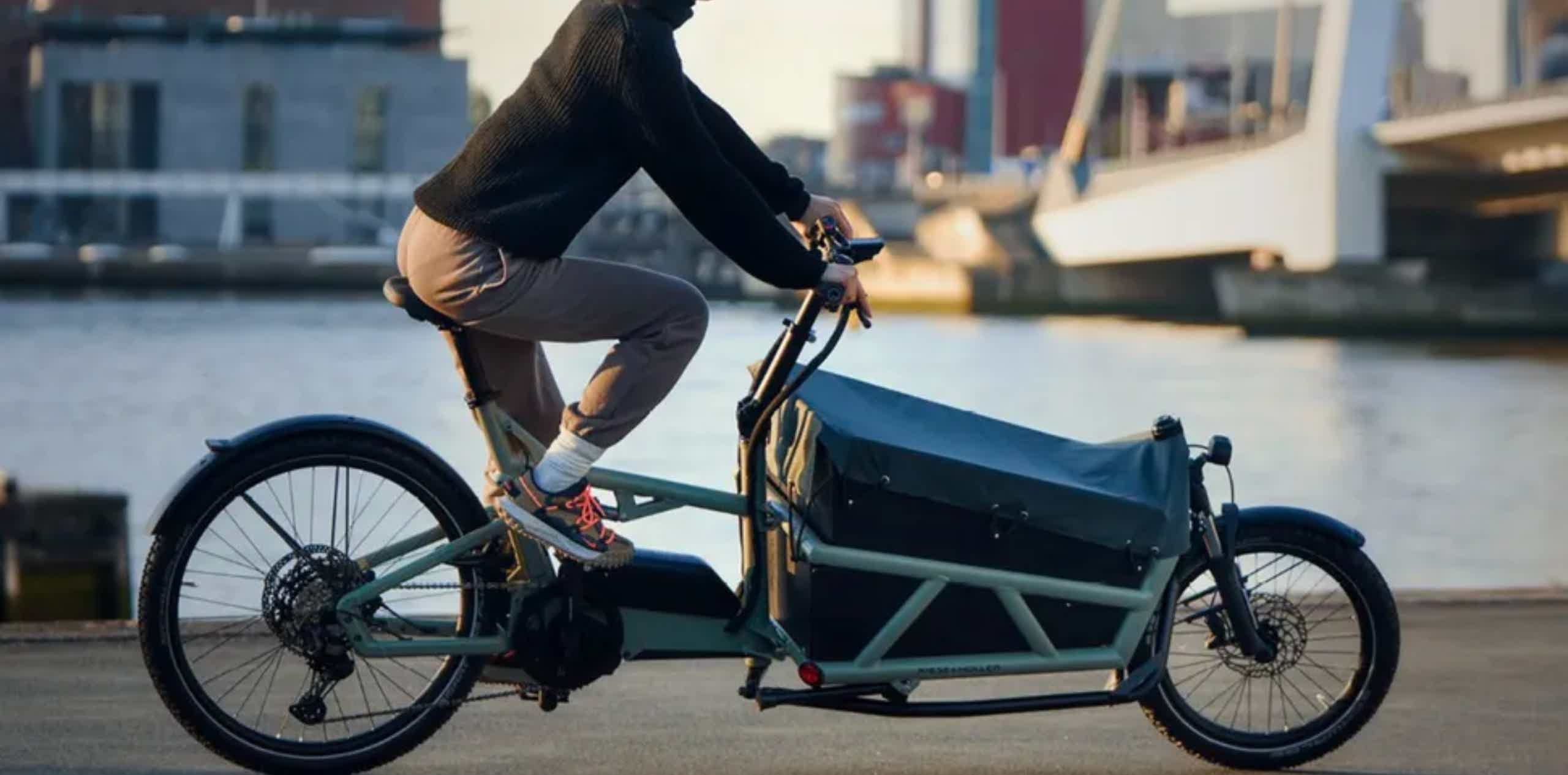 Imagen de recurso de una e-bike de Elops.