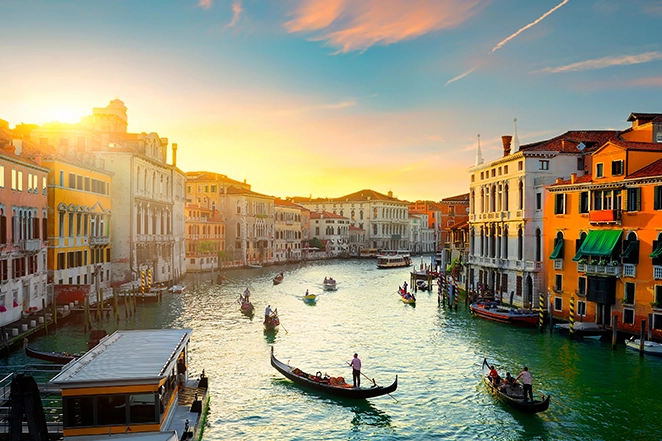 Grand Canal au coucher du soleil