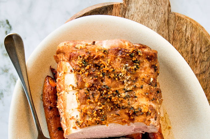 Rôti de porc au citron et à l'ail