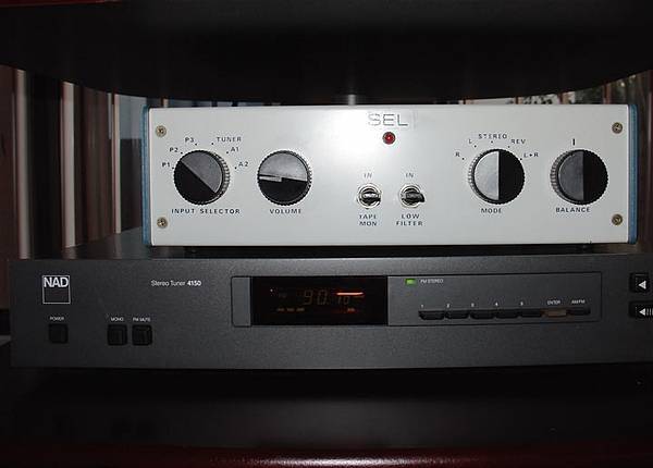 Sel Preamp and NAD 4150 Tuner