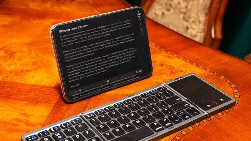Image may contain: Computer, Computer Hardware, Computer Keyboard, Electronics, Hardware, Laptop, Pc, Monitor, and Screen