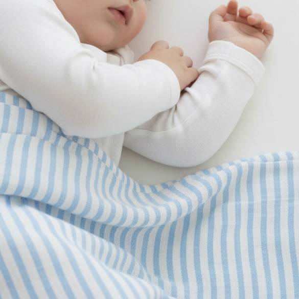 lange XL excellence qualité meilleure marque élégant de la marque suisse Joli Nous, un accessoire premium pour bébé, alliant design raffiné et qualité exceptionnelle