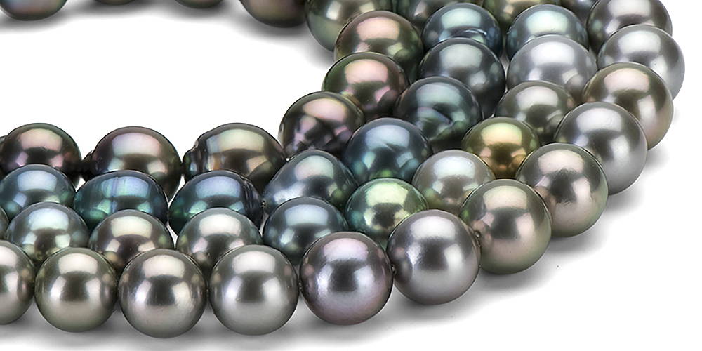 Tahitian Pearls Come in a Rainbow of Natural Colors