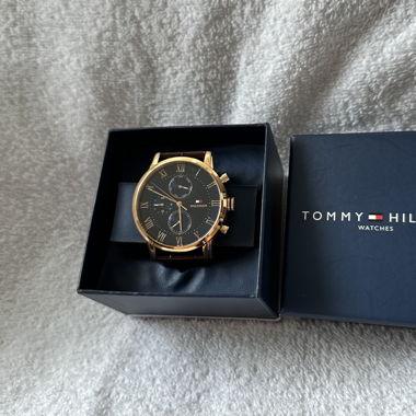 Tommy Hilfiger Armbanduhr (gold blue)