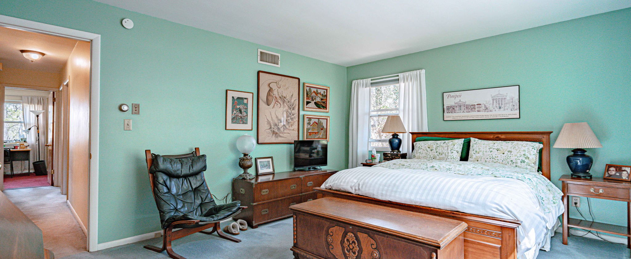 Slideshow image