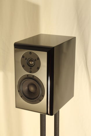 Clearwave Loudspeaker Design Resolution S A classic mon...
