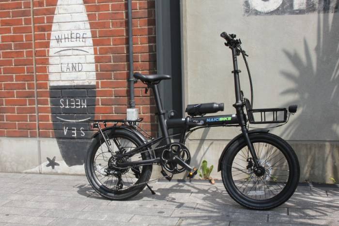 ボトルバッテリーを取り付けたNaicibikeC2