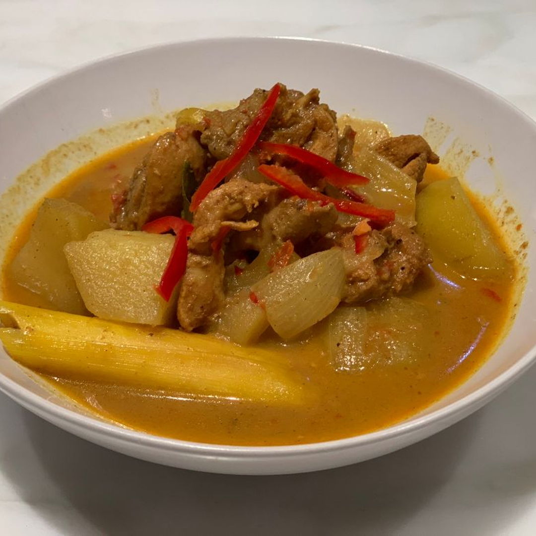 This is an absolutely stunning recipe.  I managed to follow it and came out marvelously delicious.  Now I am proud to say I can make Malaysian Curry Chicken.  Thank you!!