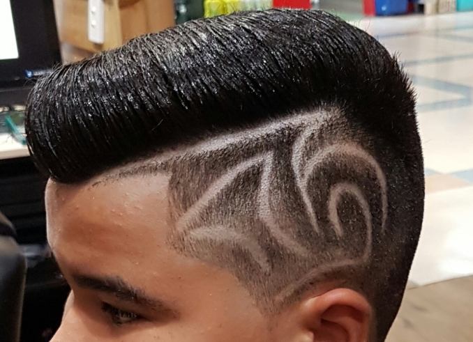 MODE & LEGENDS HAIRDRESSING