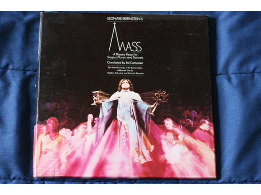 Leonard Bernsteins - Mass M2 31008