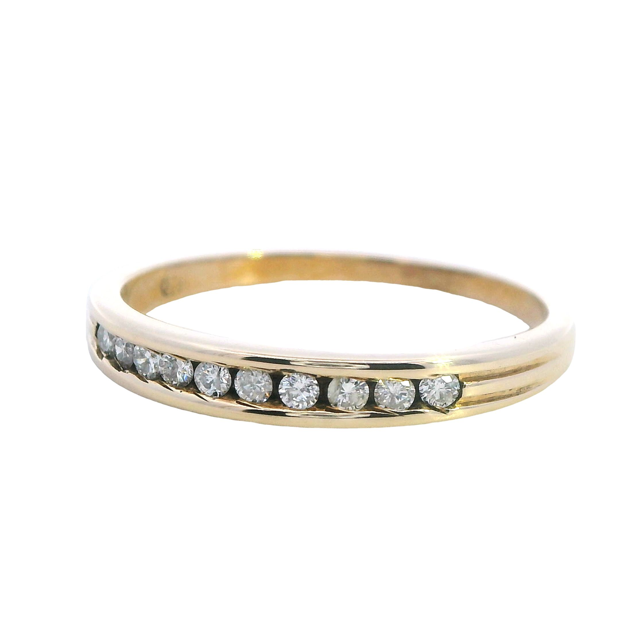 9ct Gold Diamond Wedding Band - Image 2