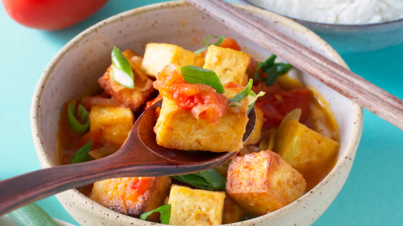 Fried Tofu with Tomatoes - Southeast Asian Recipes - Nyonya Cooking