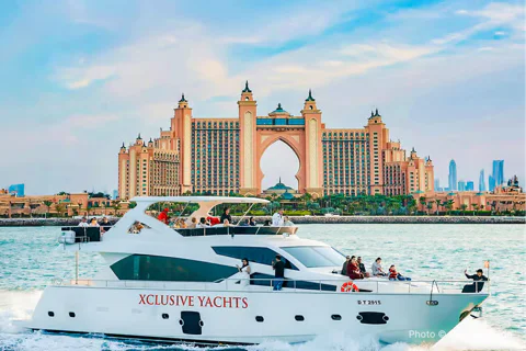 Dubai Marina Yacht Trip with Breakfast