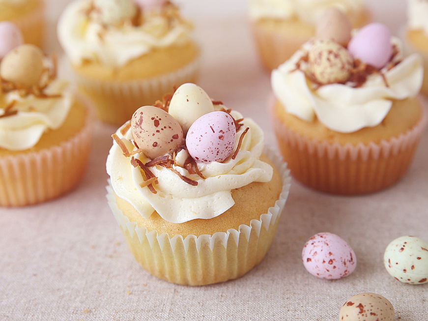  Jesolo
- Impress at your Easter breakfast: Easter cupcakes and delicious decor