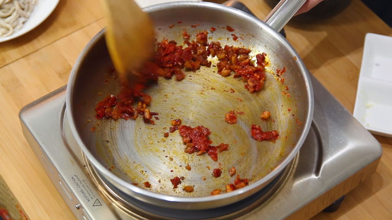 Chili Pan Mee