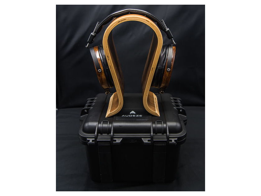 Audez'e LCD-2 Fazor Headphones - Latest Model - Lambskin Pads / Balanced and 1/4" Cable / Pelican Case