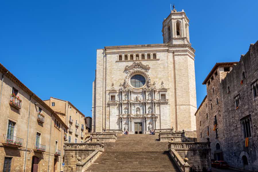 Girona & Dali Museum Small Group Tour with Pick-up from Barcelona - photo 3