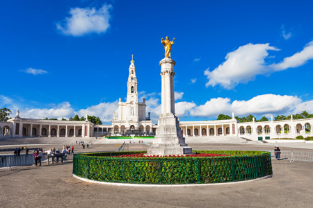 Fatima sanctuary PickYourDay.jpg