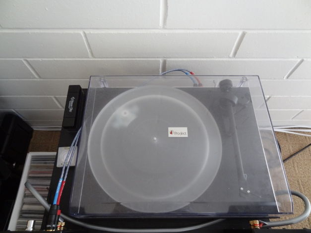 Pro-Ject Debut III turntable -  preamp, USB -  FREE SHI...