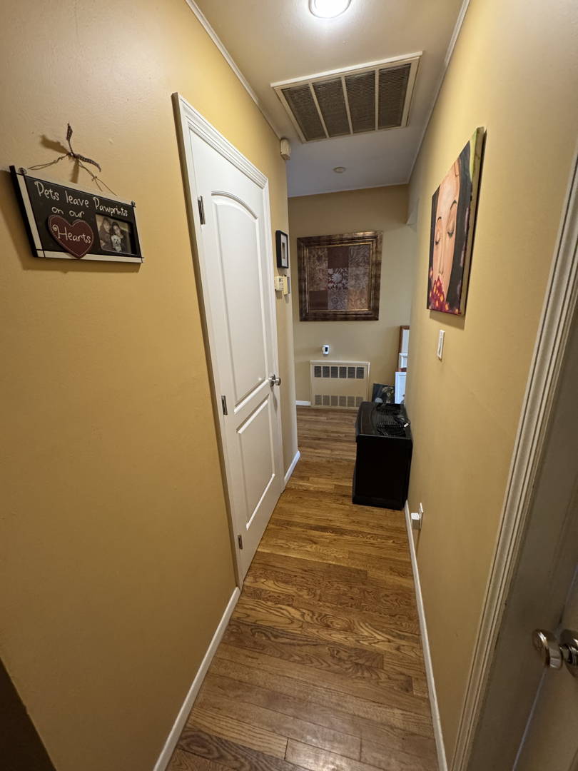 Home interior door