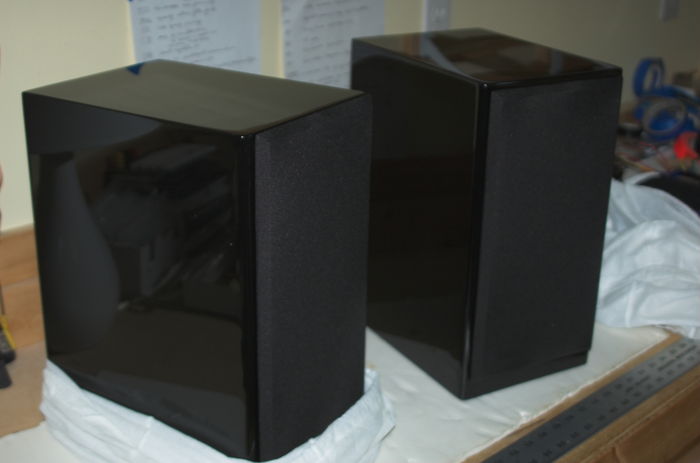 Ascend Acoustics Sierra-1 nRt Upgrade Mint Piano Black ...