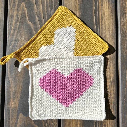 Potholder with heart