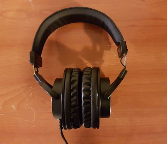 Marantz MPH-3 Headphones