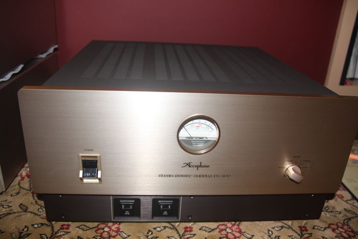 Accuphase PS-1200 power conditioner very good 108 lbs