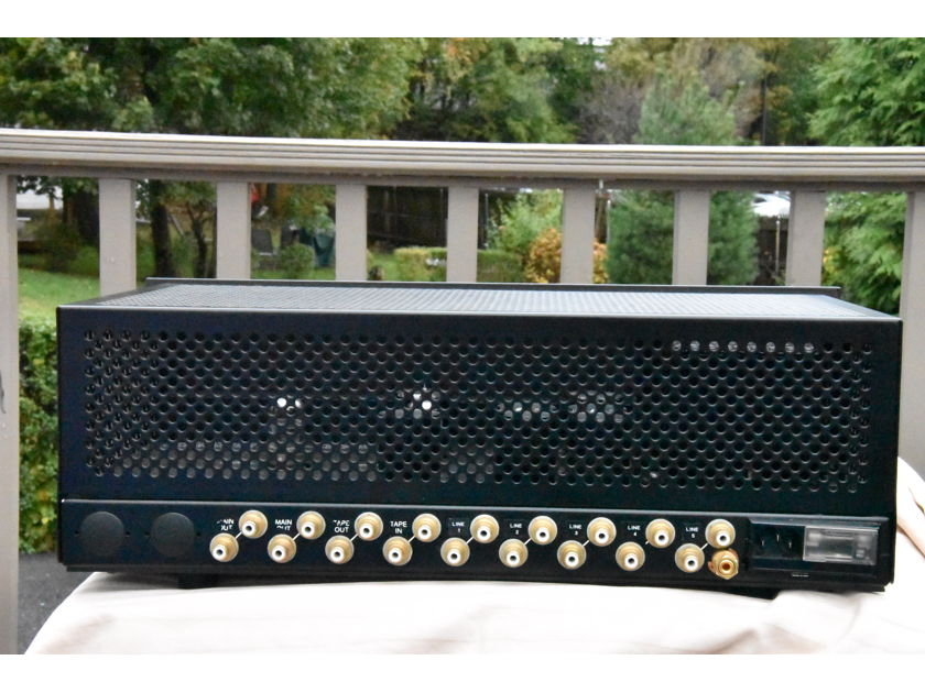 Valve Amplification Company Vintage Line Amplifier MKII - Signature by  VAC