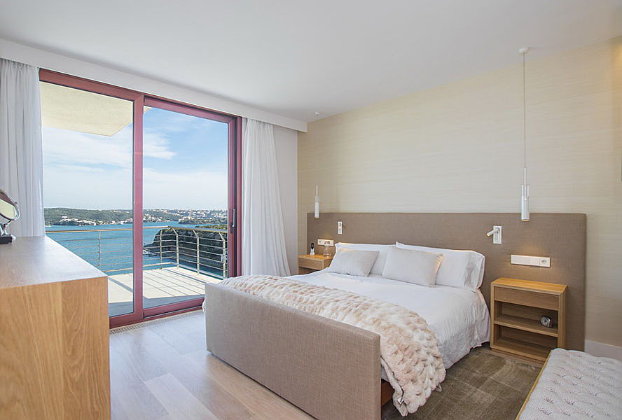  Mahón
- Acquista un appartamento a Minorca con vista sul porto di Mahon