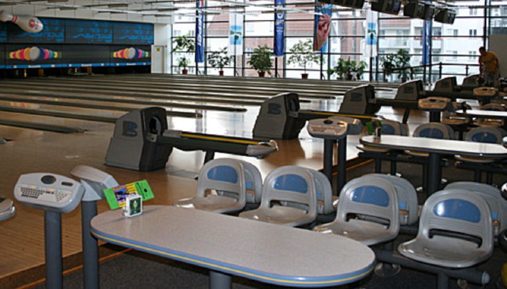 bowl play berlin der sitzbereich