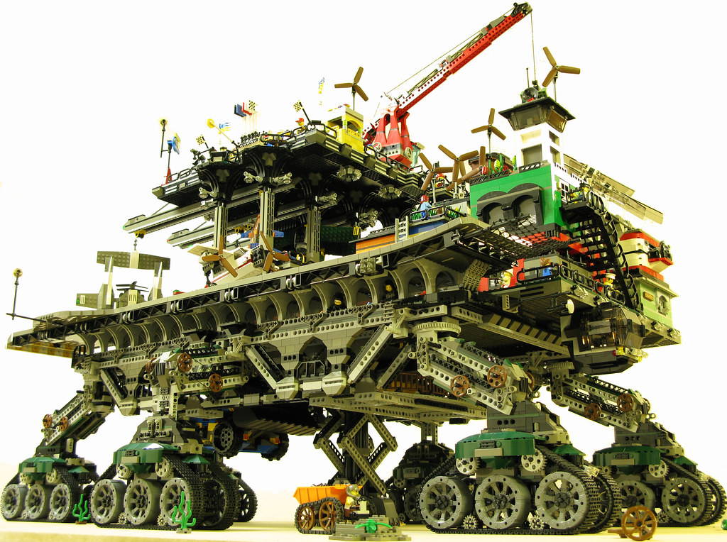 Crawler Town lego