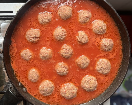 Cooking classes Milan: Meatball Happy Hour: Let’s Cook Together!