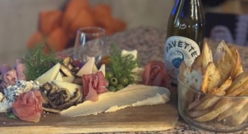 Wine & Cheese Pairing 
