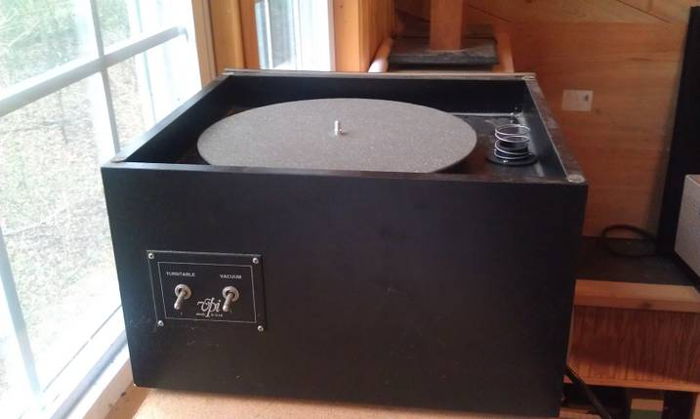VPI  16.5  RECORD CLEANING MACHINE