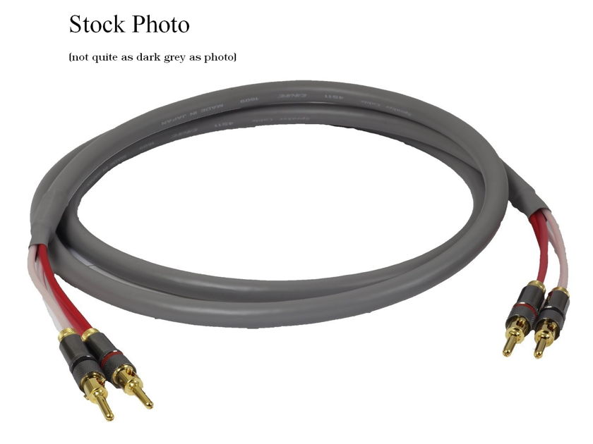 Blue Jeans Cable Canare 4S11 Speaker Cable 8' PAIR, Locking Bananas