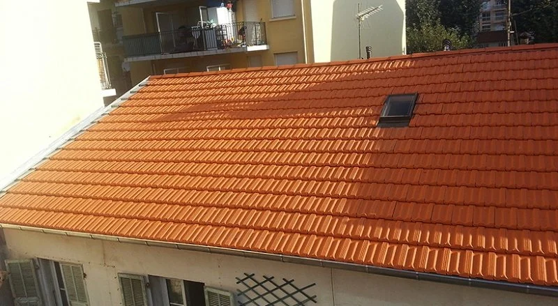 Rénovation de la couverture en tuiles de Marseille sur une copropriété à Nice — photo 7 sur 9 — CEG TOITURE