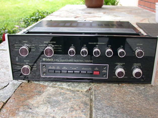 McIntosh C34V reduced to sell