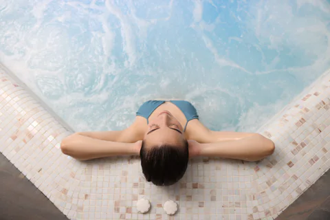 Private Spa with Jacuzzi and Sauna
