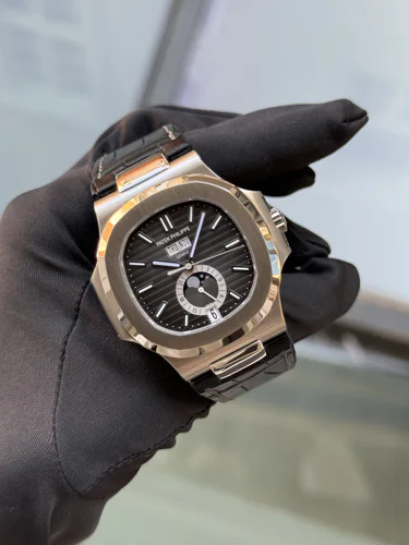 Patek Philippe Nautilus Steel