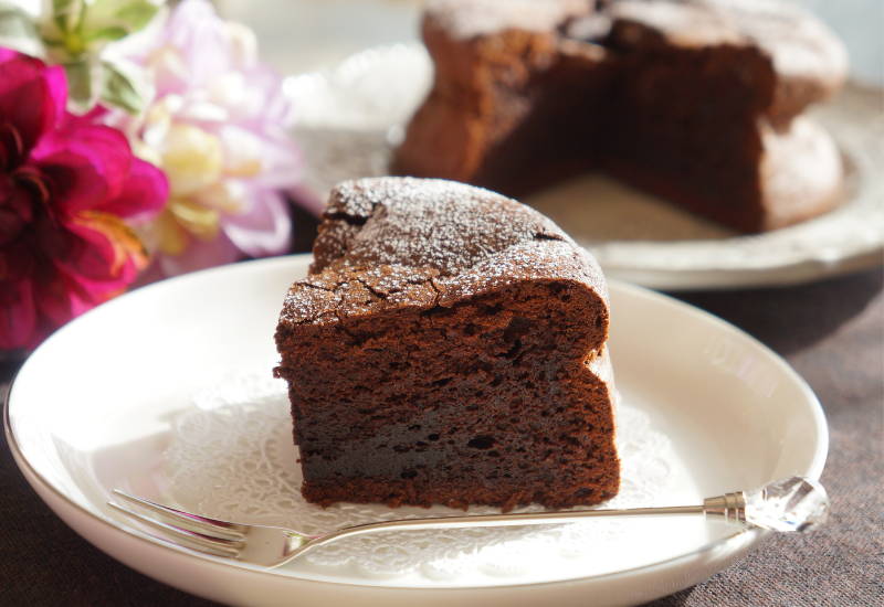 ブラウニー ガトーショコラ 違い