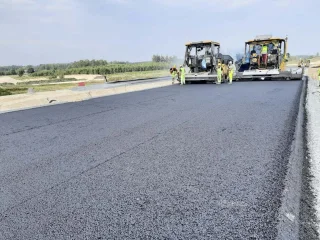  Wykonywanie odcinka próbnego warstwy wiążącej z betonu asfaltowego w km 9+150