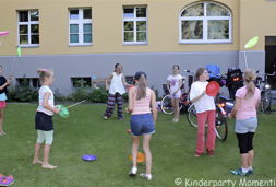 kindergeburtstag zirkus jonglieren